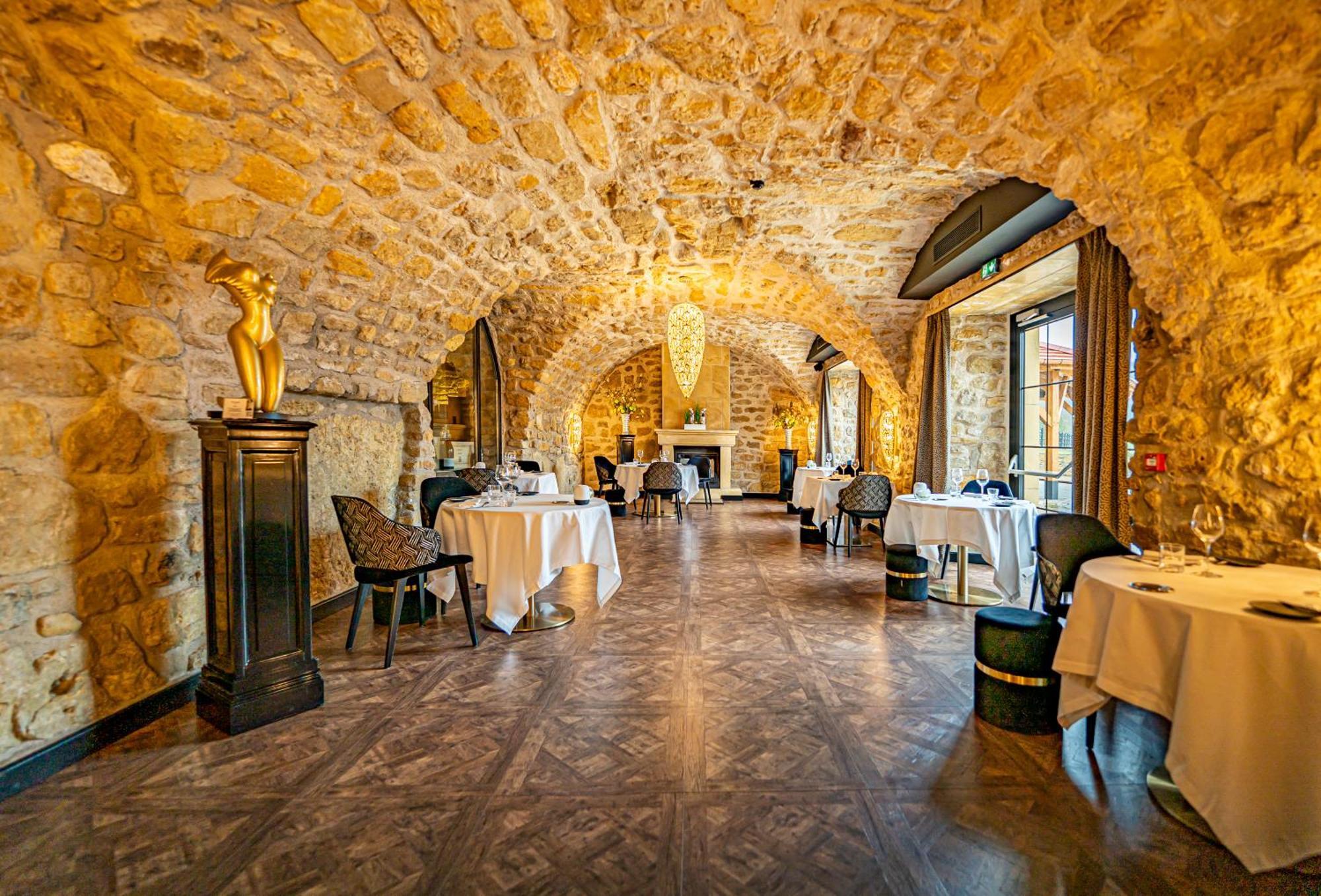 Domaine De La Klauss & Spa, Restaurant Gastronomique Le K Montenach 外观 照片